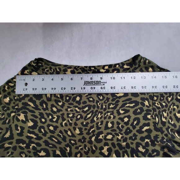 Chico's Top Womens Cheetah Print Short Sleeve T-Shirt Size 0 Green Gold Stretch - Picture 5 of 7